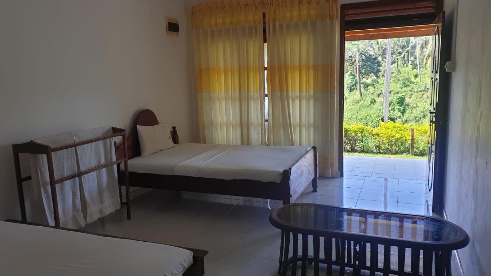 דניאיאה Sinharaja Hostel 114 מראה חיצוני תמונה