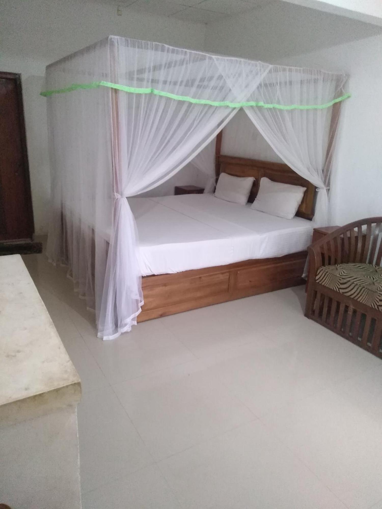 דניאיאה Sinharaja Hostel 114 מראה חיצוני תמונה