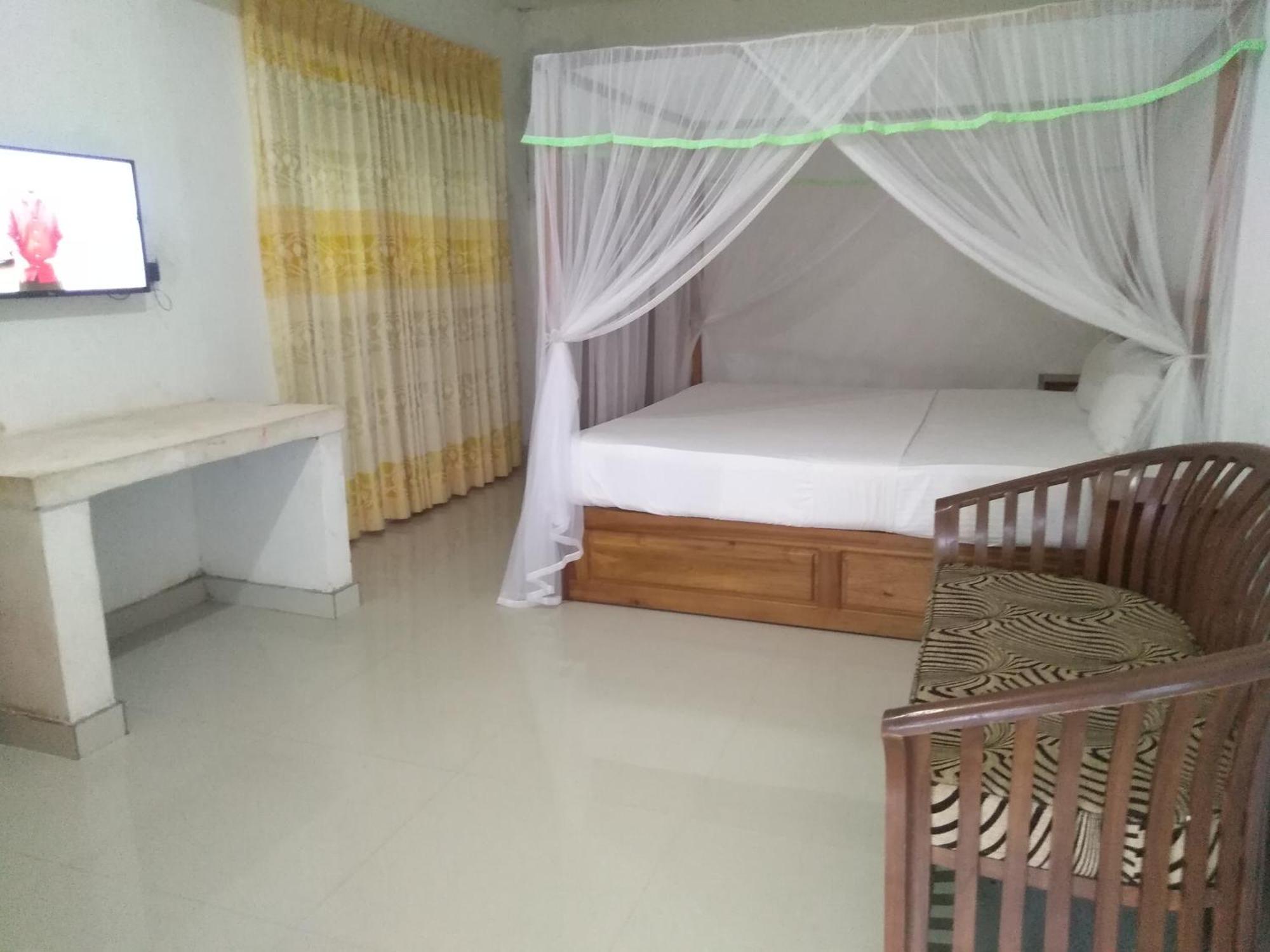 דניאיאה Sinharaja Hostel 114 מראה חיצוני תמונה